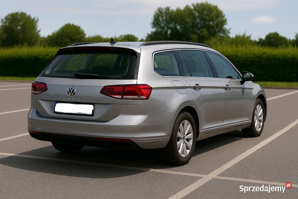 Volkswagen Passat B8 15 2022r 15 TSI DSG Leoncin