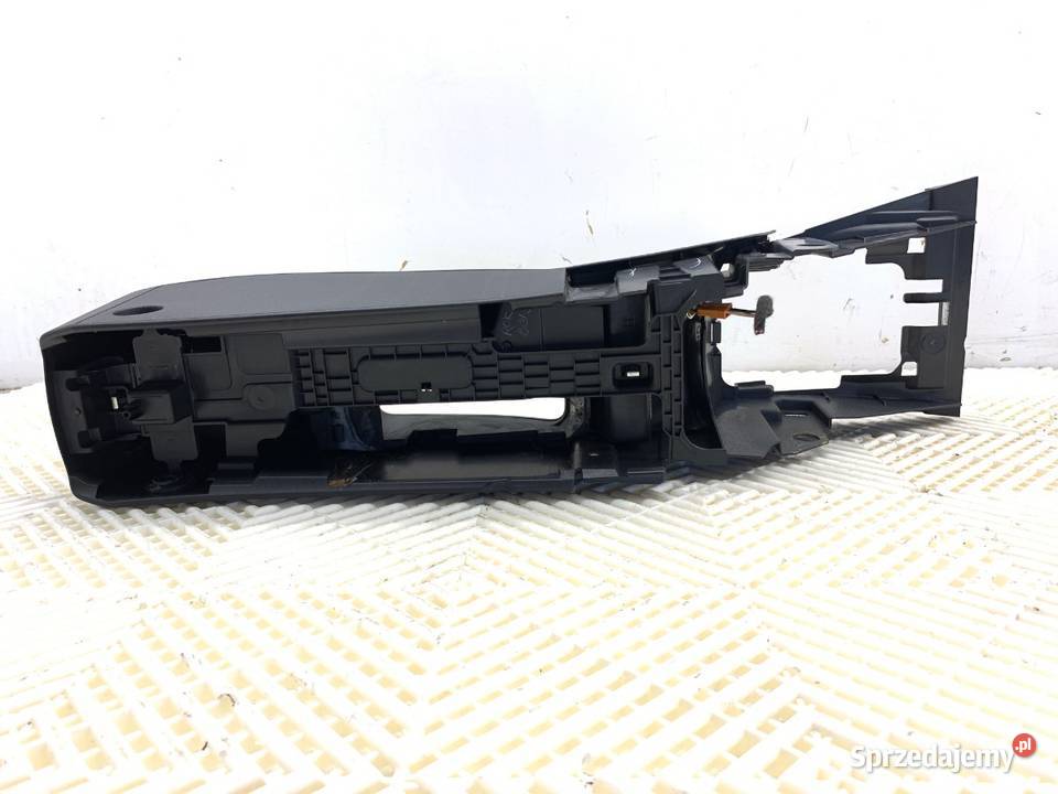 UCHWYT NA NAPOJE FORD ECOSPORT SUV KUBKI KUBKÓW Uchwyty fabryczne sprzedam