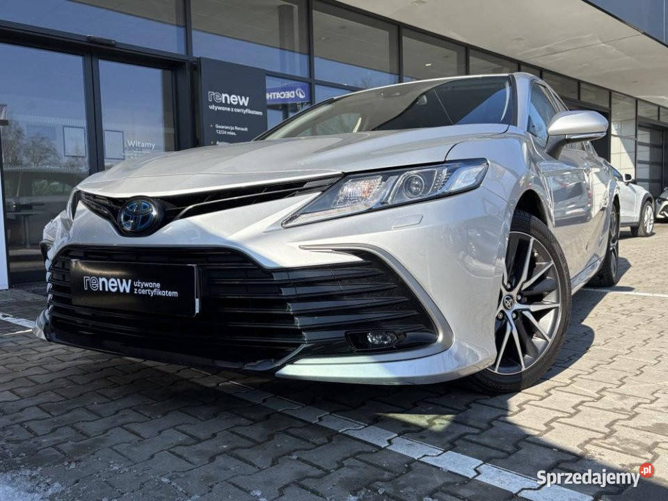 Toyota Camry 2021r bogata wersja