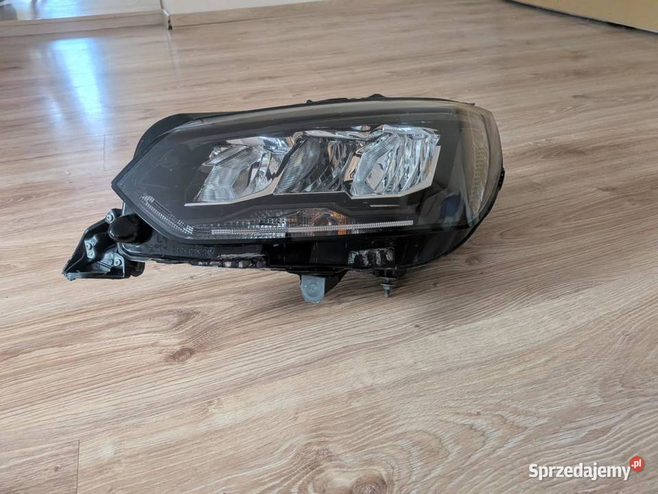 Reflektor lewy lampa Peugeot 208 Full led Wrocław