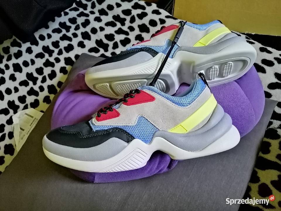 ZARA nowe z metką Buty Sneakersy Półbuty biały sprzedam