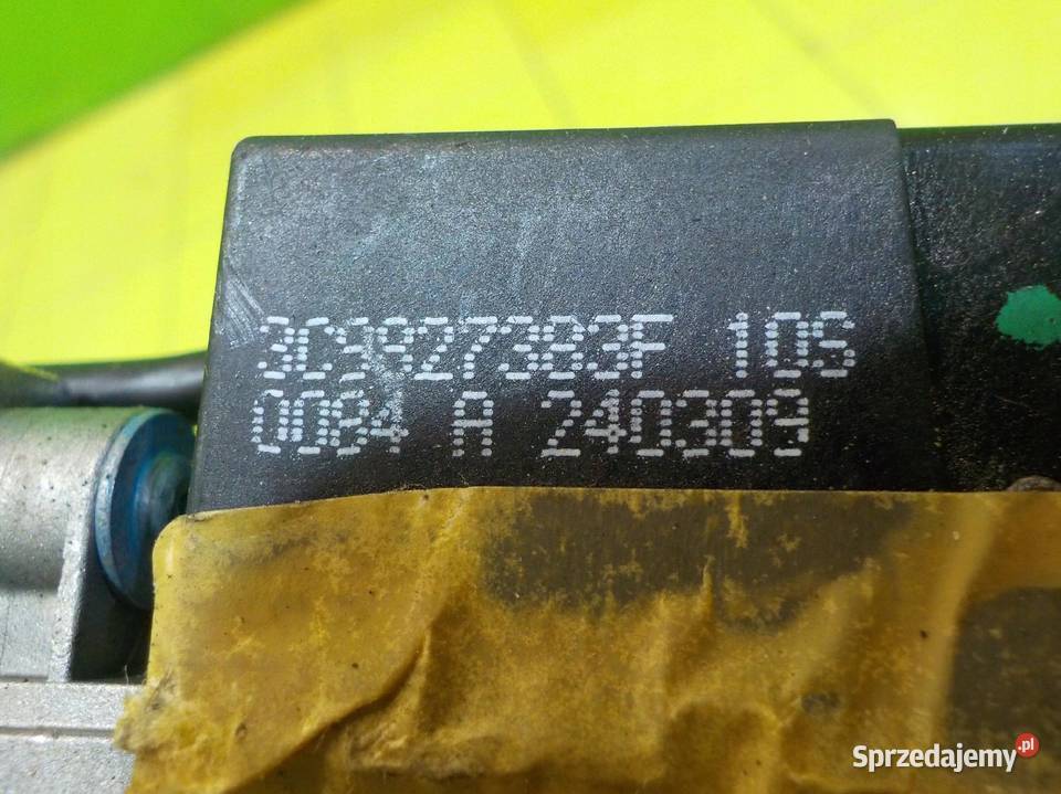 VW PASSAT B6 20 TDI 09r silniczek klapy