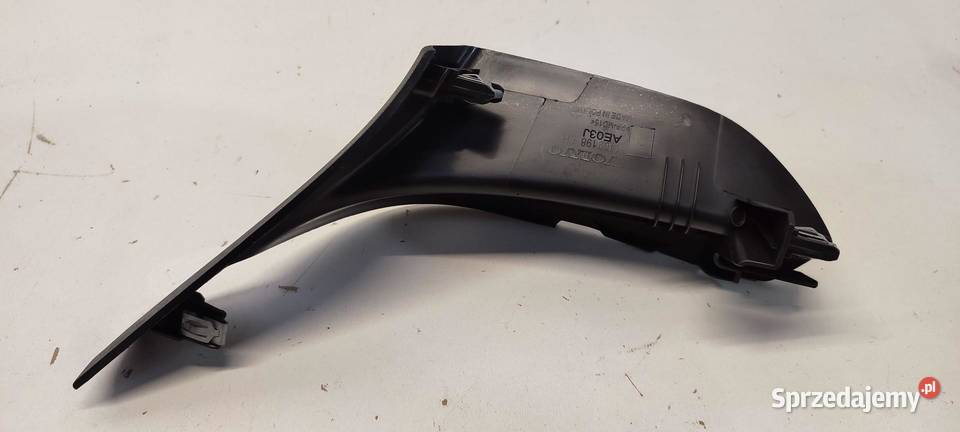 VOLVO XC40 OSŁONA ZAŚLEPKA LEWY TYŁ 31469198 osobowe sprzedam