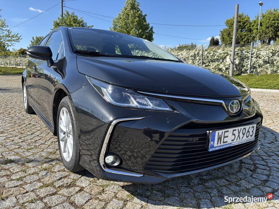 Toyota Corolla I rej 2022 Salon Polska elektrochrom. lusterka boczne Corolla Iława