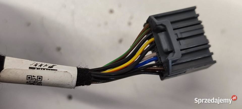 VOLVO XC40 LUSTERKO PRAWE 12PIN 717 sprzedam