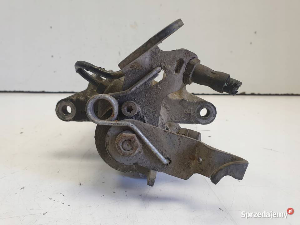 VW Golf IV PRAWY ZACISK HAMULCOWY tył PASAŻERA Chełm