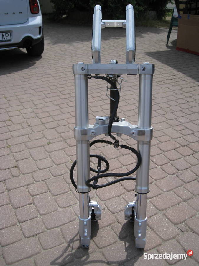 SUZUKI VZR1800 M109 BOULEVARD DEKIEL ALTERNATORA Białystok sprzedam