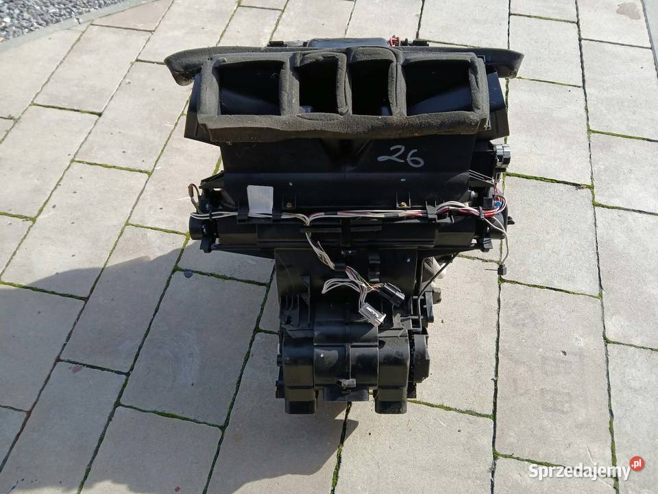 Nagrzewnica Saab 95 2001r z klimatyzacja