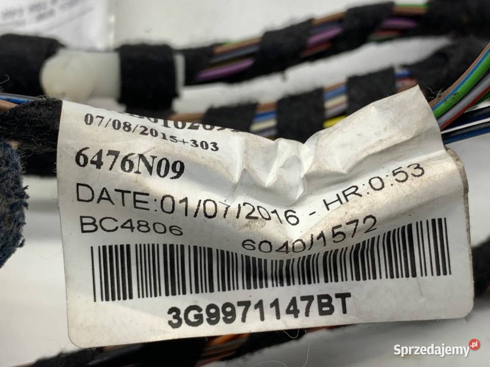 WIĄZKA KLAPY BAGAŻNIKA TYŁ VW PASSAT B8 sprzedam