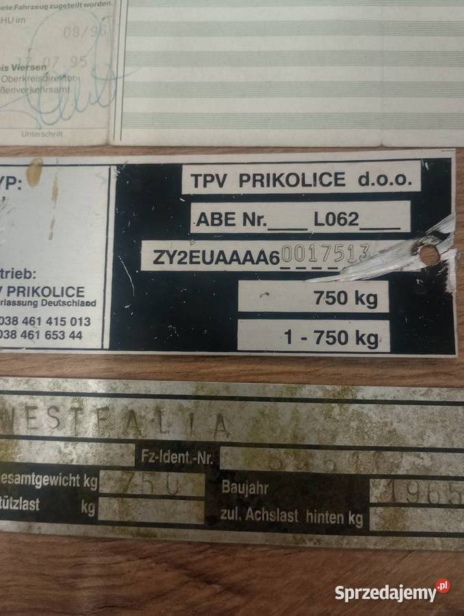 Przyczepka samochodowa