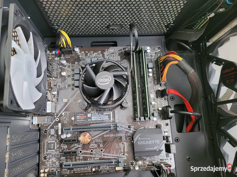 Komputer gamingowy i7 10700 Gigabyte B460M SSD Sandomierz sprzedam