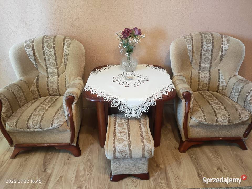 Sofa fotele pufa sprzedam