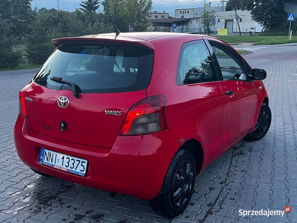 Toyota Yaris 10 nieuszkodzony