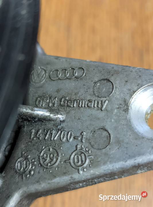 Kompletna Pompa wody VW OE 07D121008A Skoczów