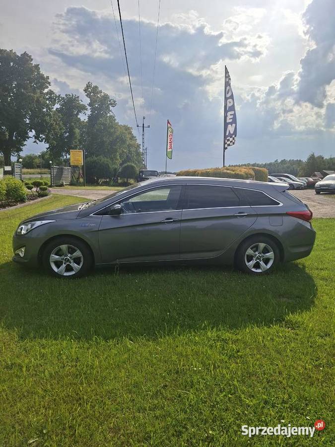 Hyundai i40 Niski przebieg pomorskie Węsiory