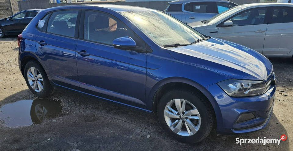 Volkswagen Polo Polo 10 akantara ledy VI 2017 wielofunkcyjna kierownica Pleszew