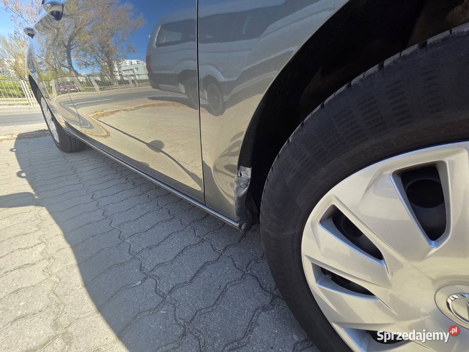 Sprzedam Opel Astra 14 benzyna 42000 przebiegu