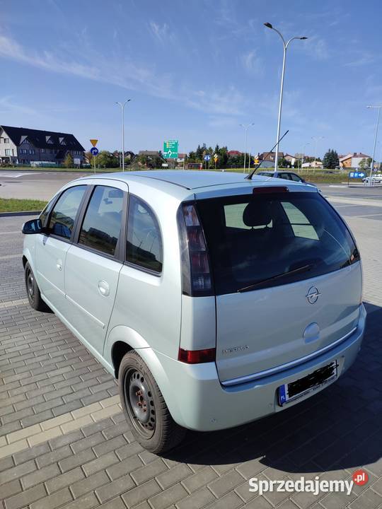 Opel Meriva bogate wyposażenie 8 opon nowy benzyna podlaskie Suwałki