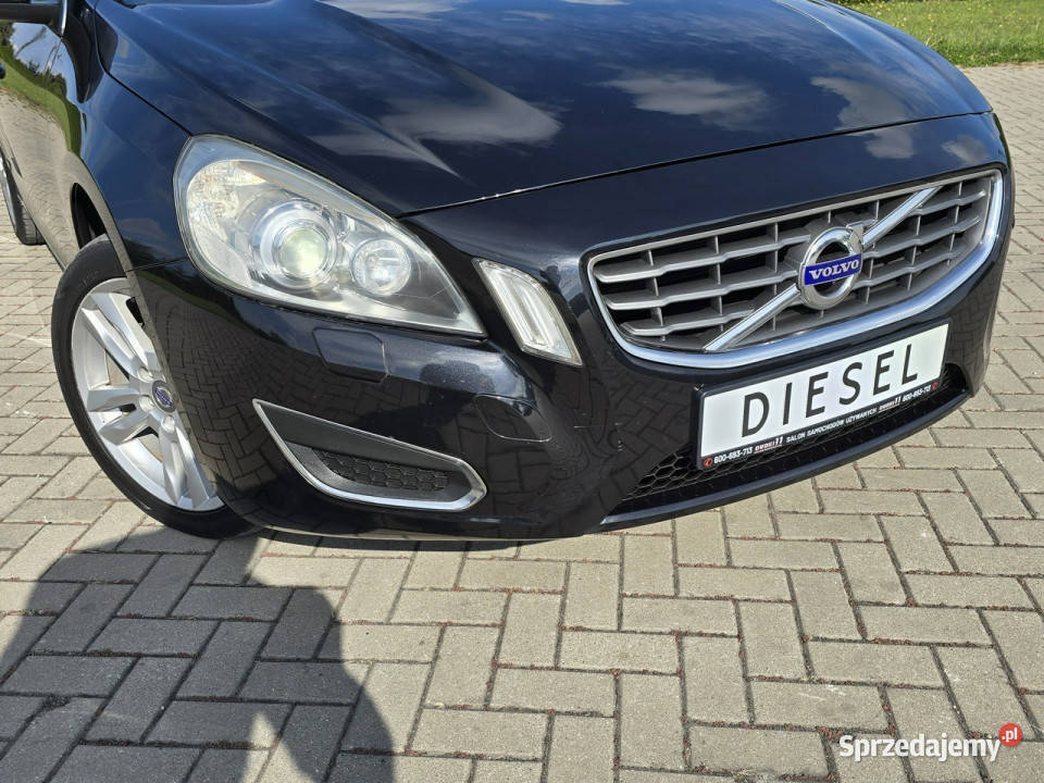 Volvo V60 20D5 SkóryKolorowa NaviNowy Zestaw 136KM Kutno