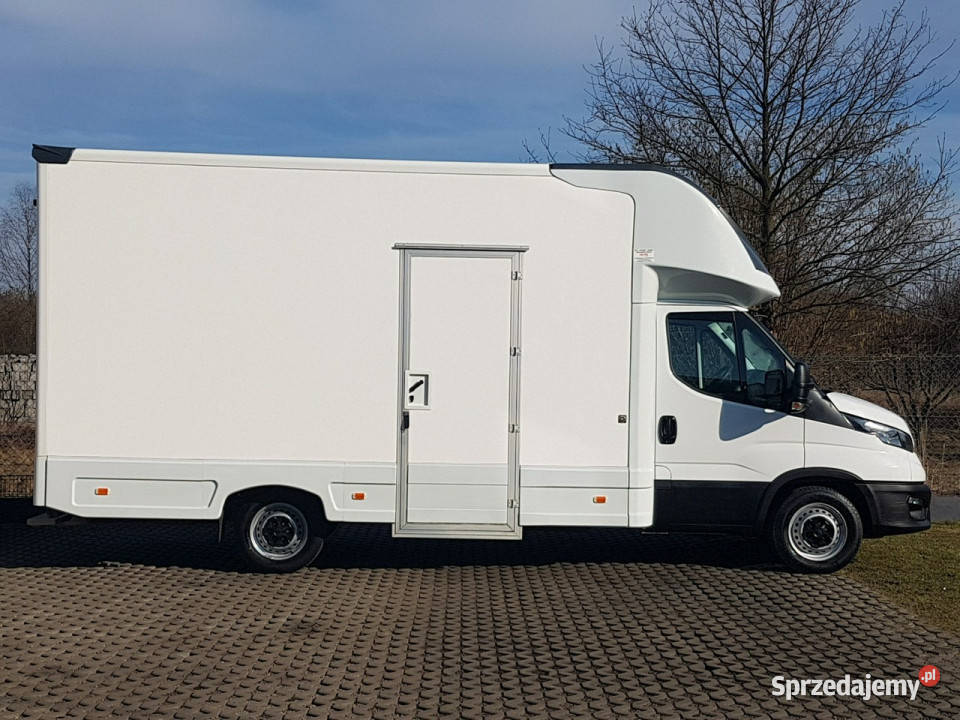 Iveco Daily KONTENER NISKOPODŁOGOWY 443x223x242 biały śląskie sprzedam
