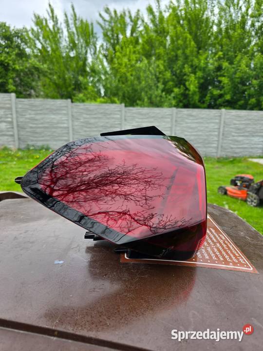 Lampy tył CORSA F 2019 osobowe Warta sprzedam