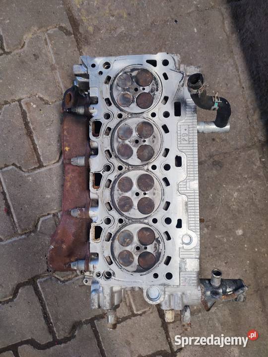 Toyota Avensis T270 2010 Głowica silnika nieuszkodzony Motoryzacja Płock