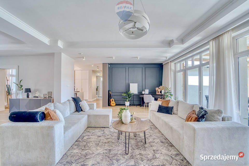 Luksusowa posesja z dostępem do jeziora pomost utwardzona Zbąszyń