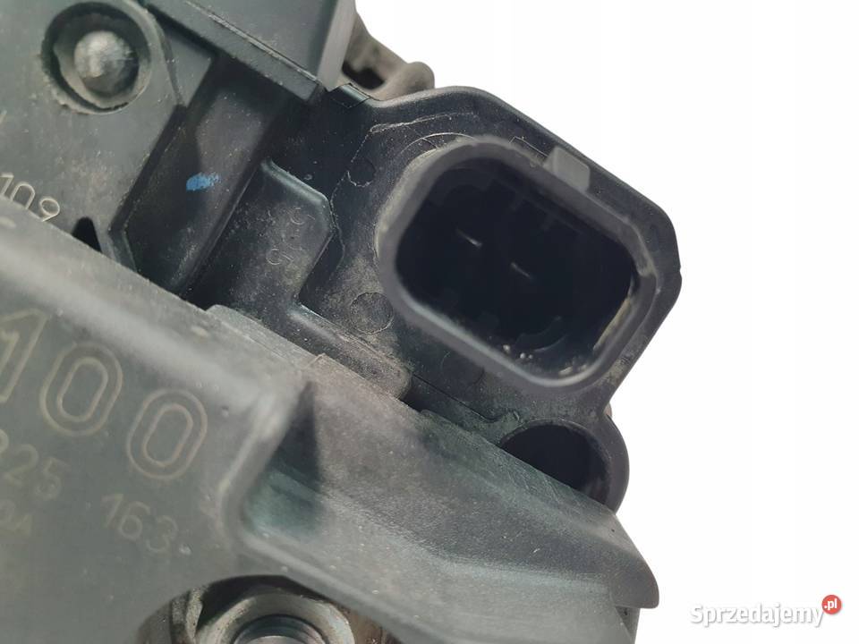 ALTERNATOR Opel Astra III H Zafira B Meriva 16 Chełm sprzedam