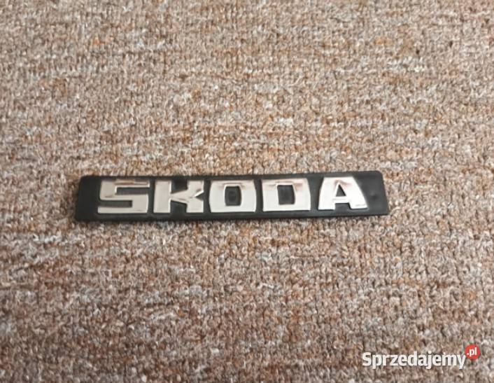 Znaczek przód grill SKODA tył SKODA 105 120