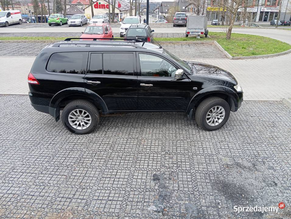Mitsubishi Pajero Sport II prywatny pakiet chrom sprzedam