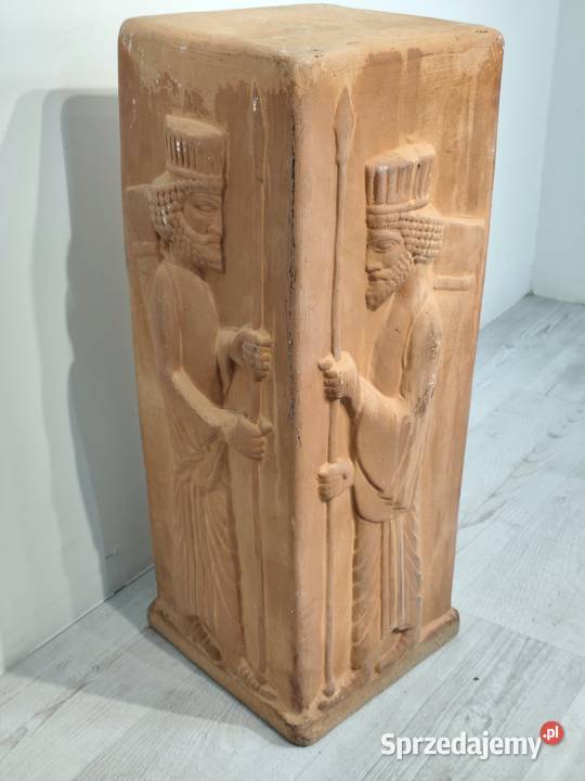 Ceramiczny Postument Poddębice