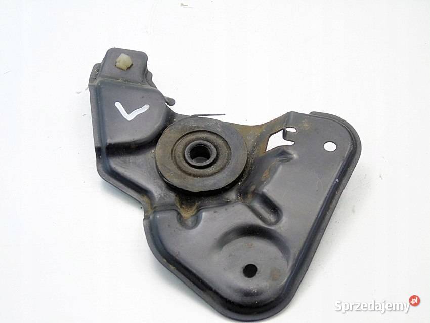 Mocowanie wspornik łapa chłodnicy wody Nissan osobowe sprzedam