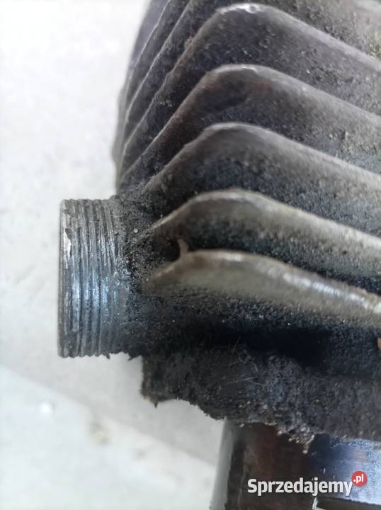Cylindergłowica Romet 010 Nowogród Bobrzański