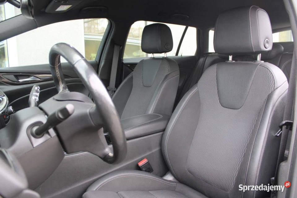 Opel Insignia 2021r navi asystenci hak InteliLux Kraków sprzedam