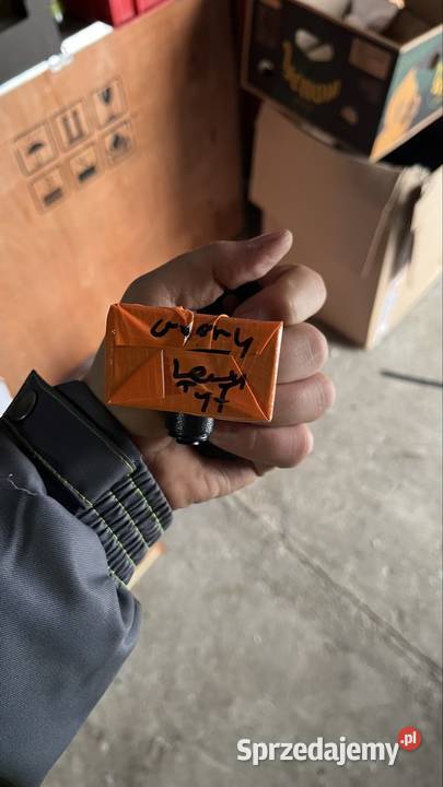 Zawiasy do drzwi bmw g31 przód tył Piotrów-Gułaczów