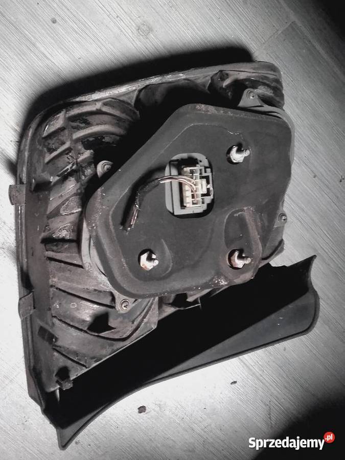 Fiat Stilo 5 drzwi prawa tylna lampa Lampy tylne Ksawerów sprzedam