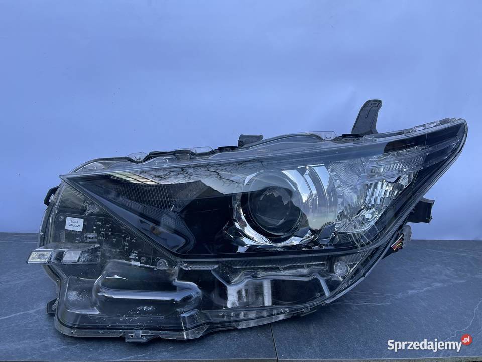 TOYOTA AURIS 2 LIFT LEWA LAMPA PRZÓD Ostroróg
