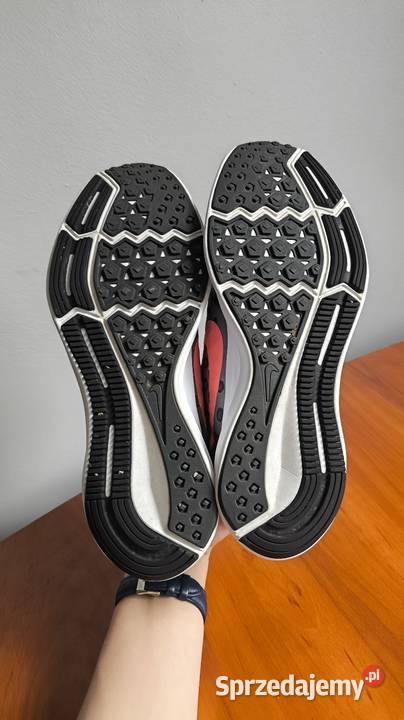 Nike szaropomarańczowe buty biegowesportowe Tychy