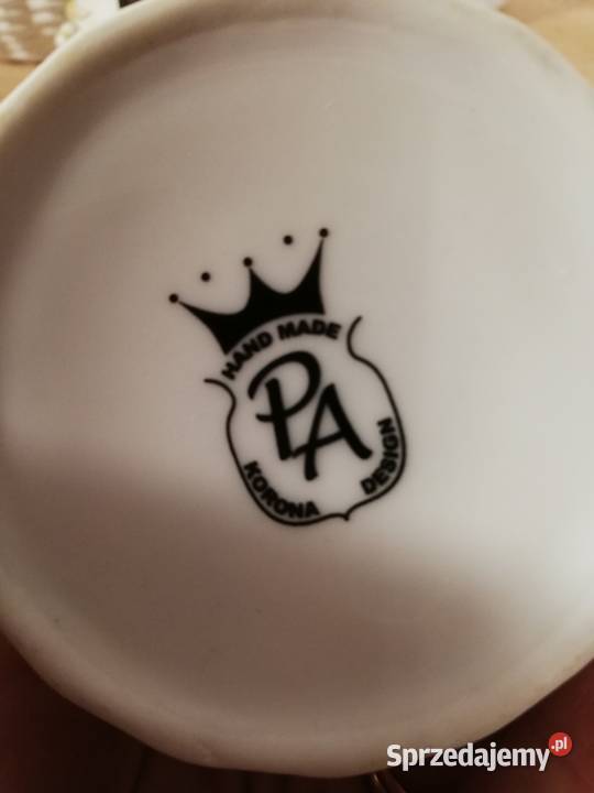 Porcelanowe koszyczki dzbanek puzderko kubek Ropa