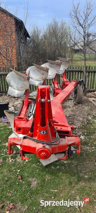 Pług 4 skibowy obrotowy GregoireBesson Nowe Sławno