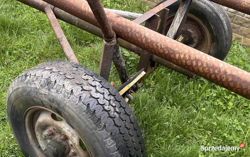 Wóz ciągnikowy dwuosiowy Przyczepy rolnicze Koziegłowy