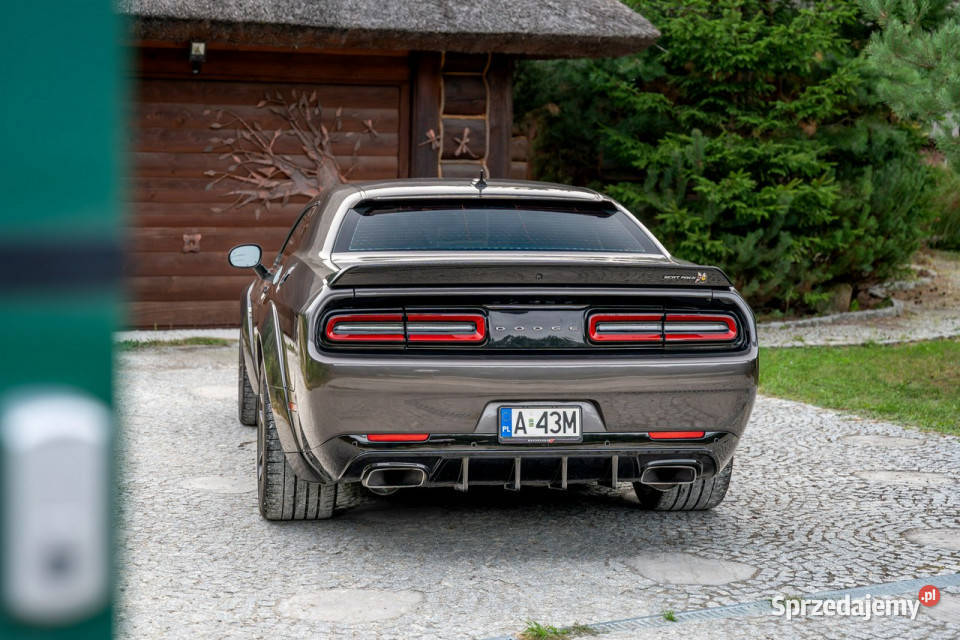 Dodge Challenger RT Scat Pack 64 V8 HEMI 492