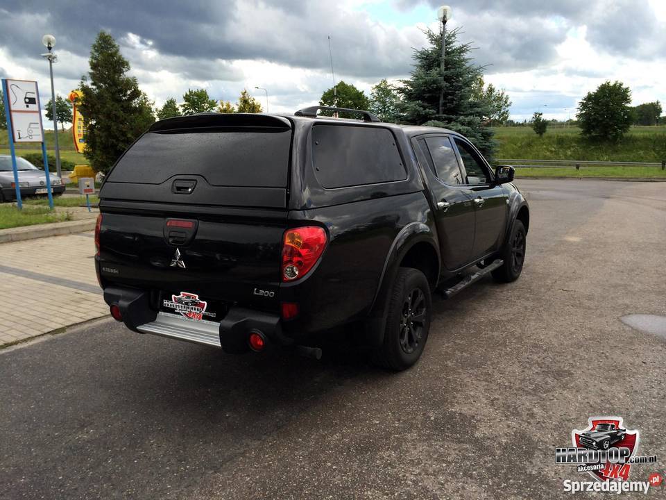Mitsubishi L200 Zabudowa Hardtop 9 osobowe Pasłęk