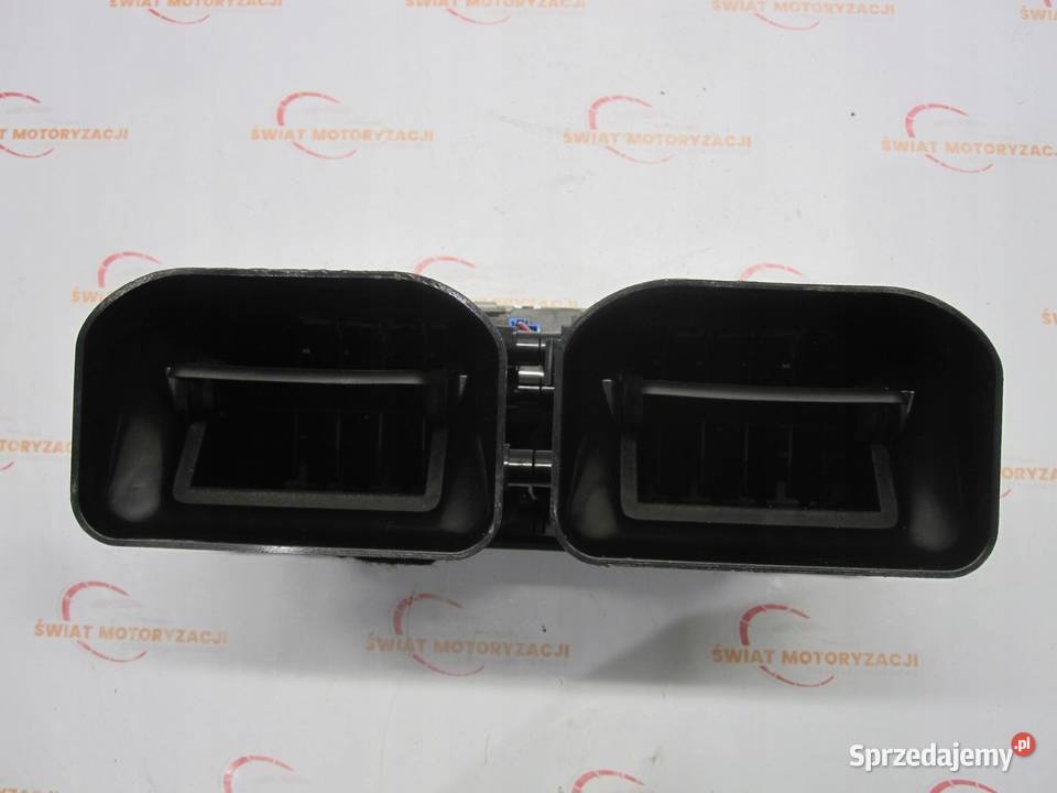 MERCEDES W204 07r kratki nawiewu 2048707610