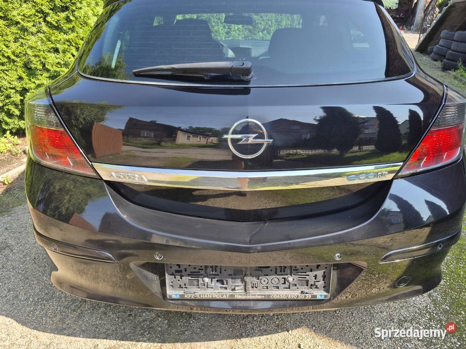 Opel Astra Gtc czarna xenon pdc bezwypadkowy Myszków