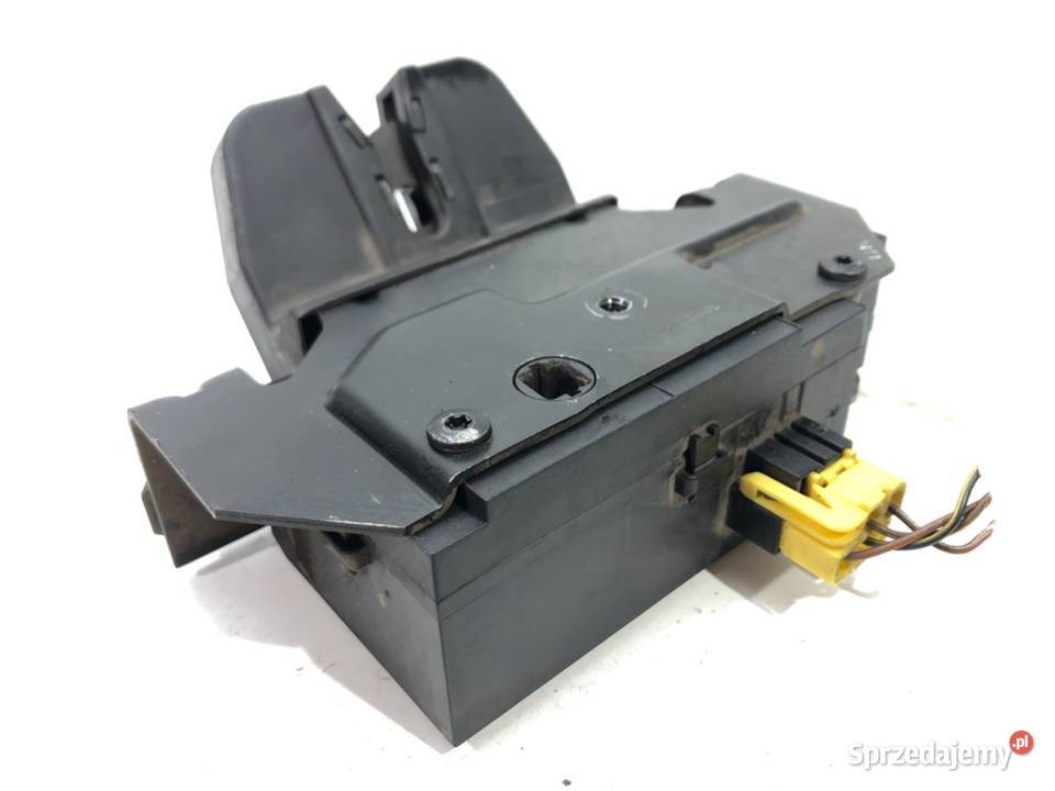 ZAMEK KLAPY TYŁ OPEL SIGNUM Kombi 24441401 0308 Zamki, wkładki i kluczyki podkarpackie