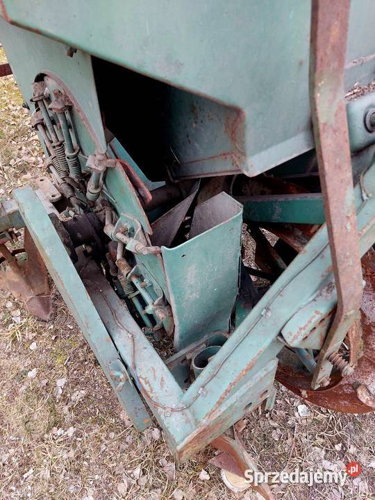 Sadzarka do ziemniaków Czeska Agrozet Transport Rinder Siewniki i sadzarki Kleszczele