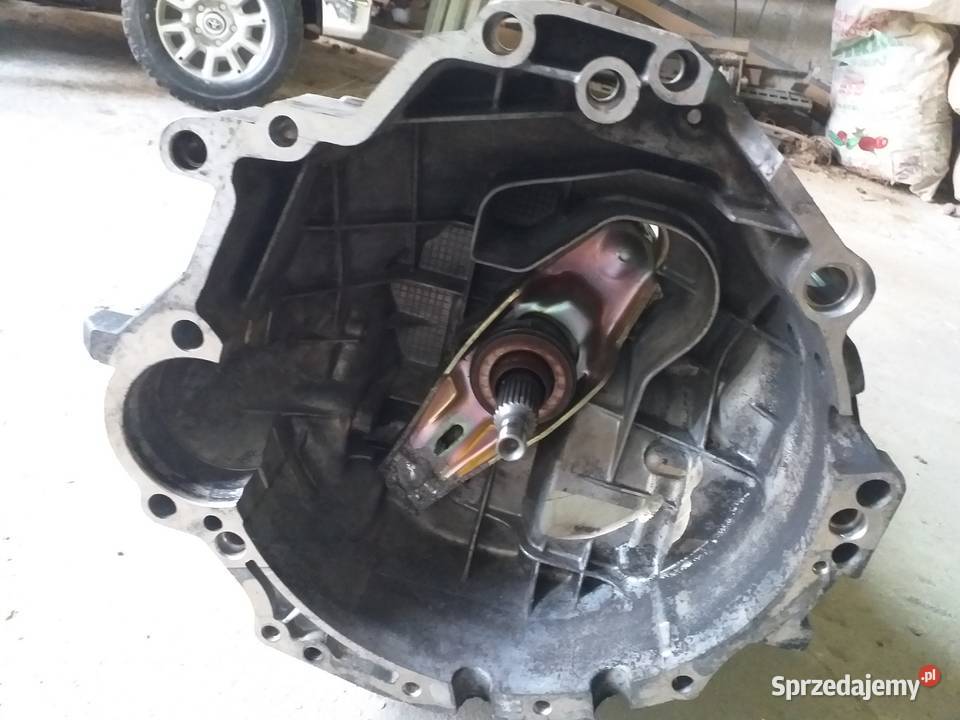 Audi a4 b5 skrzynia biegów 18 DWA Przybysławice