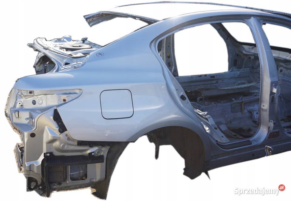 ĆWIARTKA TYLNA PRAWA INFINITI Q50 1 części blacharskie Nowy Tomyśl sprzedam