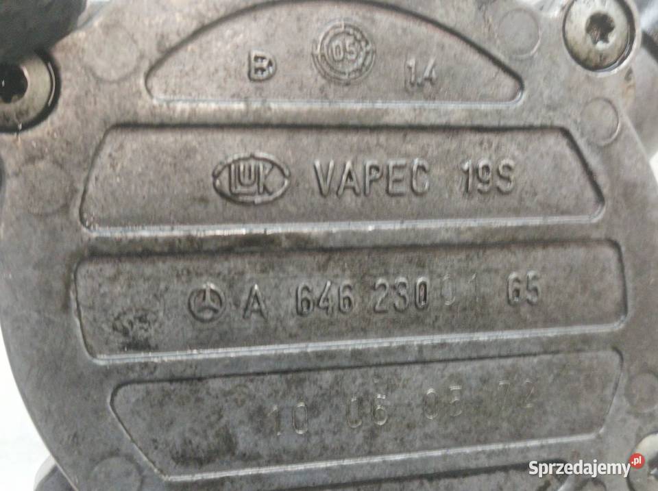 POMPA VACUM A64623001165 22 CDI MercedesBenz świętokrzyskie